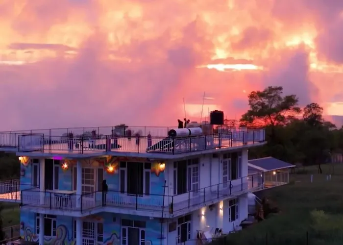 The Bunksters Bir Hostel